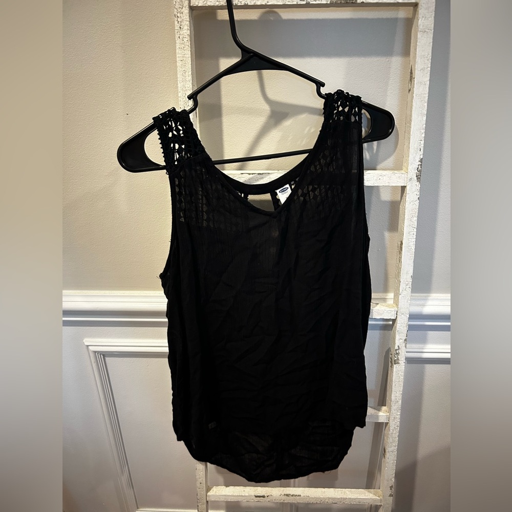Black Sleeveless Top